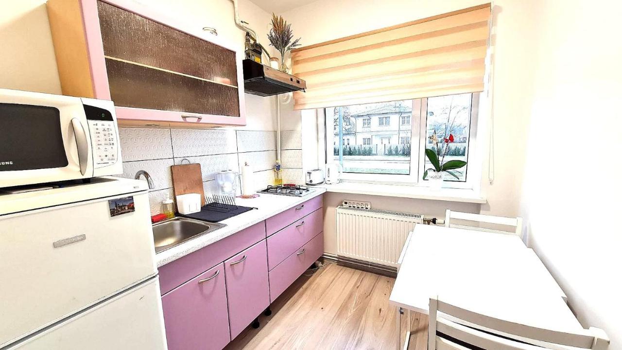 Sp Apartment Klaipedas Street Close To Beach Liepaja Exterior photo